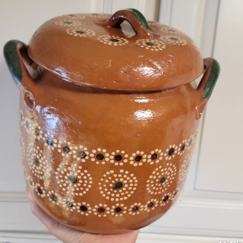Clay Pot for beans